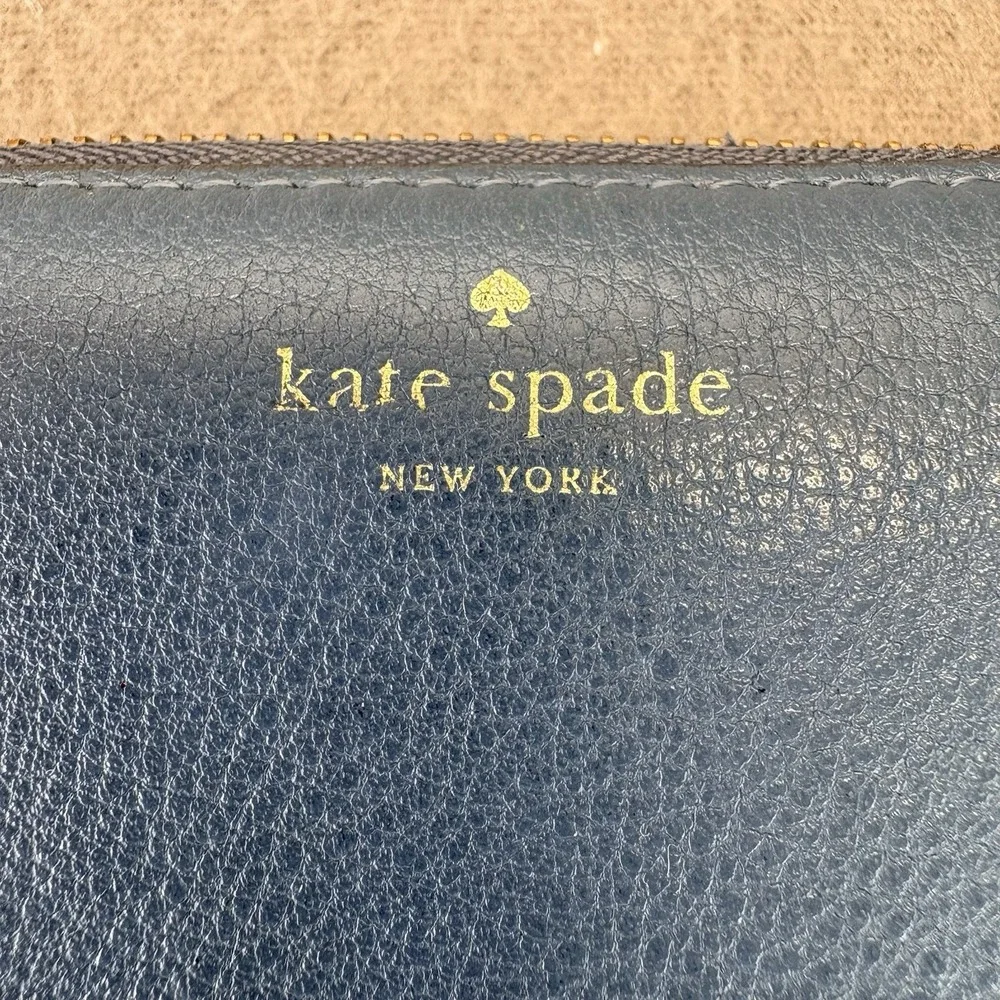 Kate Spade Neda Grey Street WLRU2264 Blue Leather Zip Around Wallet READ